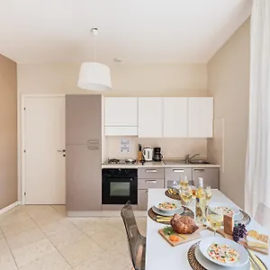 ** Aparthotel Residenza Miralago By Wonderful Italy Italien